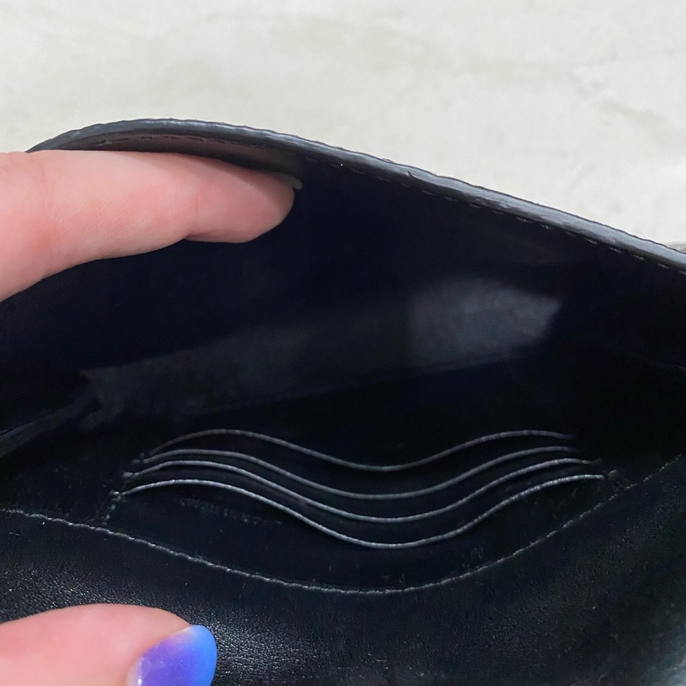 Small Black Burberry Cross Body Purse - Picture 9 of 11
